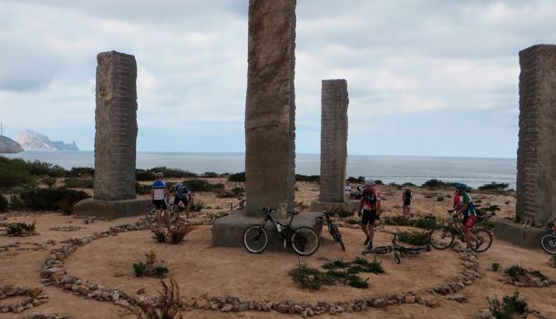 Cala Llentia, ruta en bicicleta