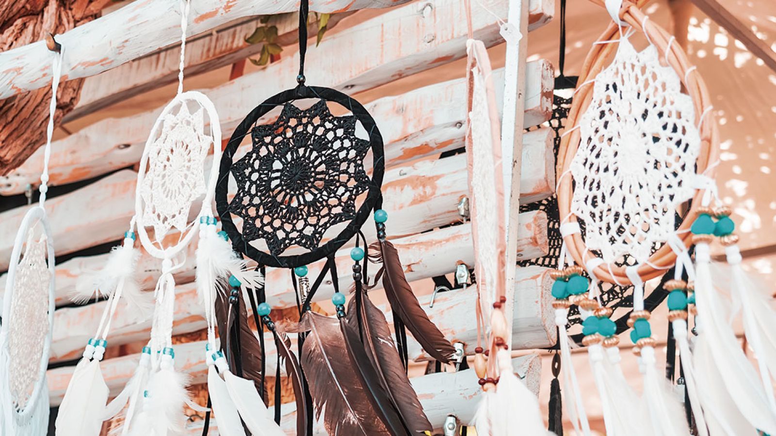 Take home an unforgettable souvenir of your trip thanks to Ibiza's street markets