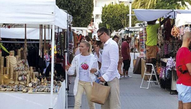 Hippy Market Platja d'en Bossa